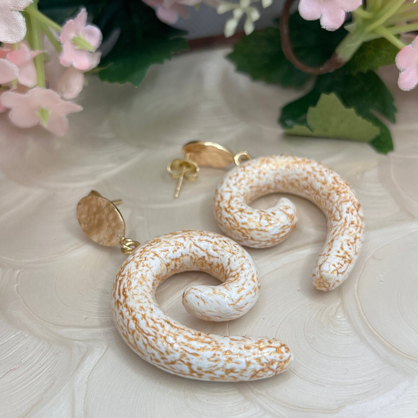 Polymer Clay Gold Cracked Texture