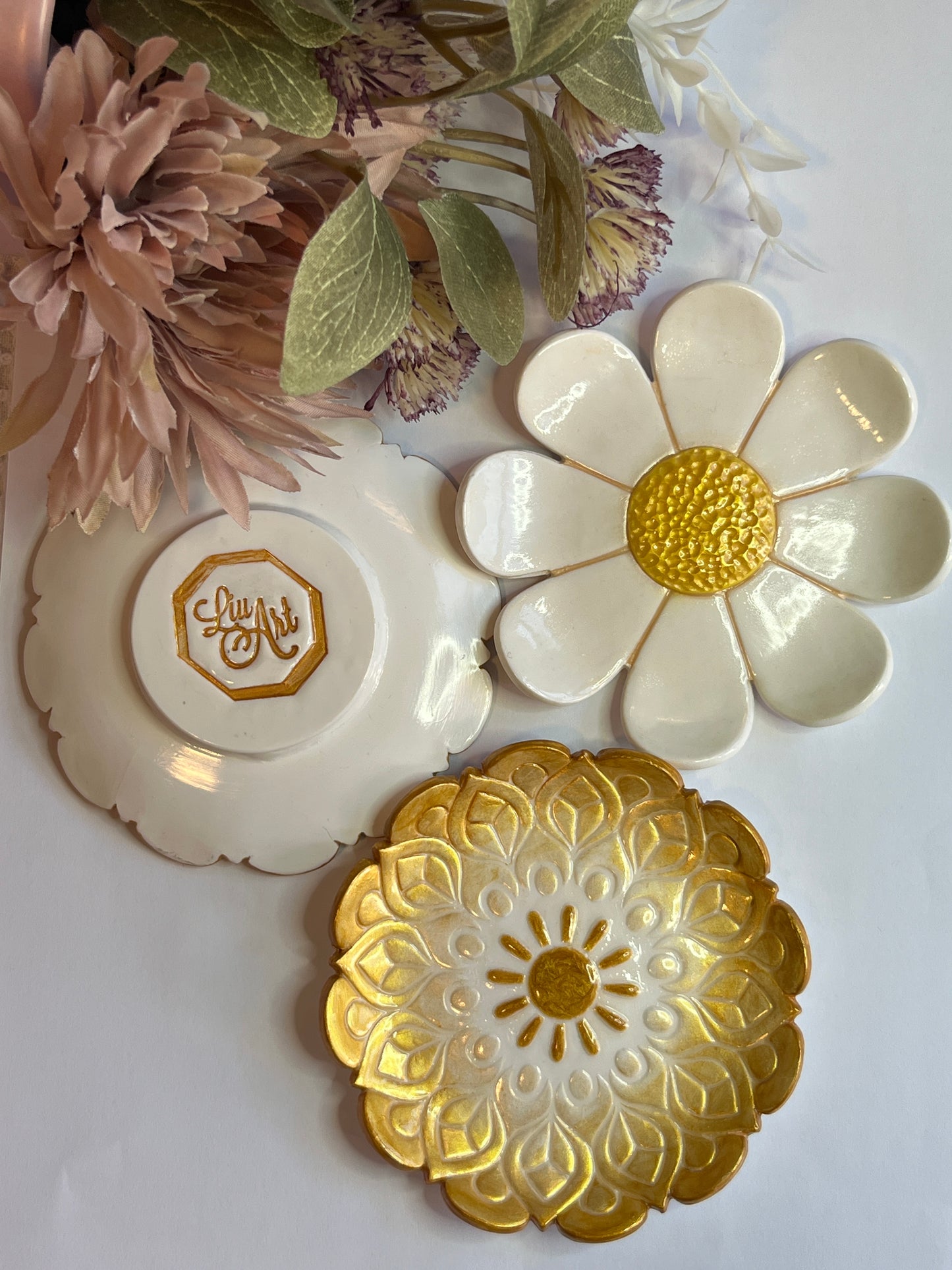 Polymer Clay White Daisy Trinket Dish