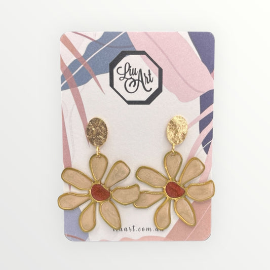 dangle-resin-earrings-beige-flower-front-view