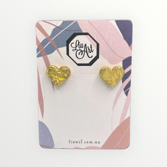 dangle-polymer-clay-earrings-golden-heart-front-view