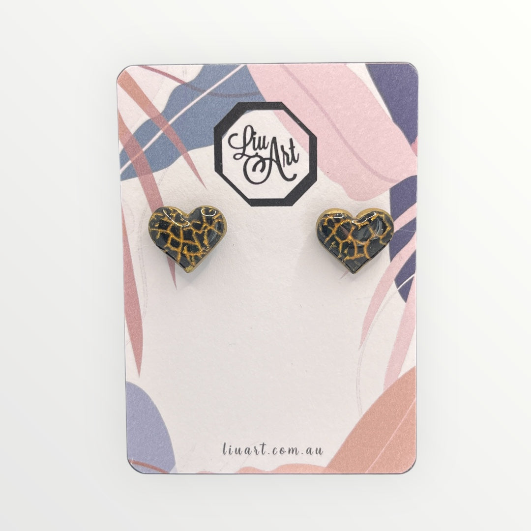 stud-polymer-clay-earrings-gold-crackle-front-view