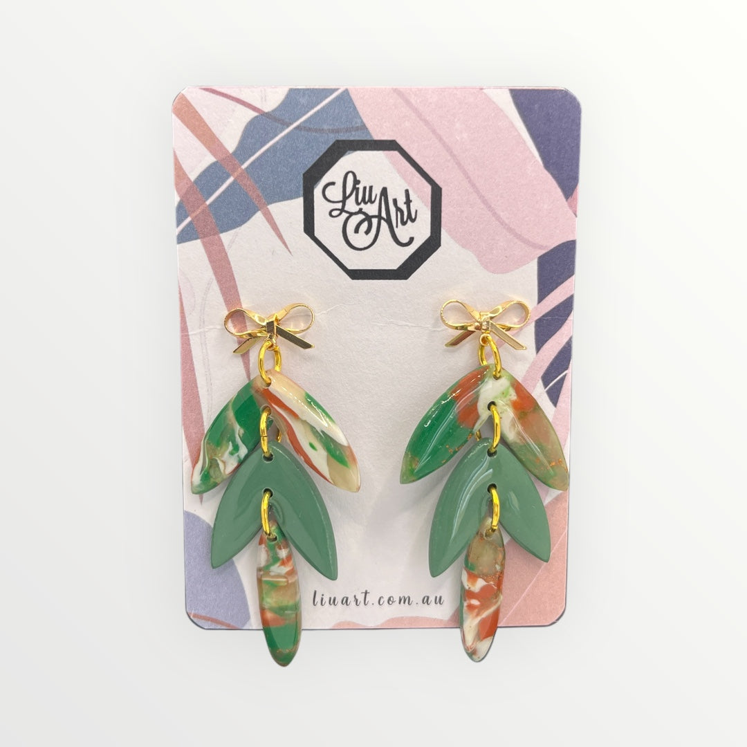 dangle-polymer-clay-earrings-autumn-leaves- front-view