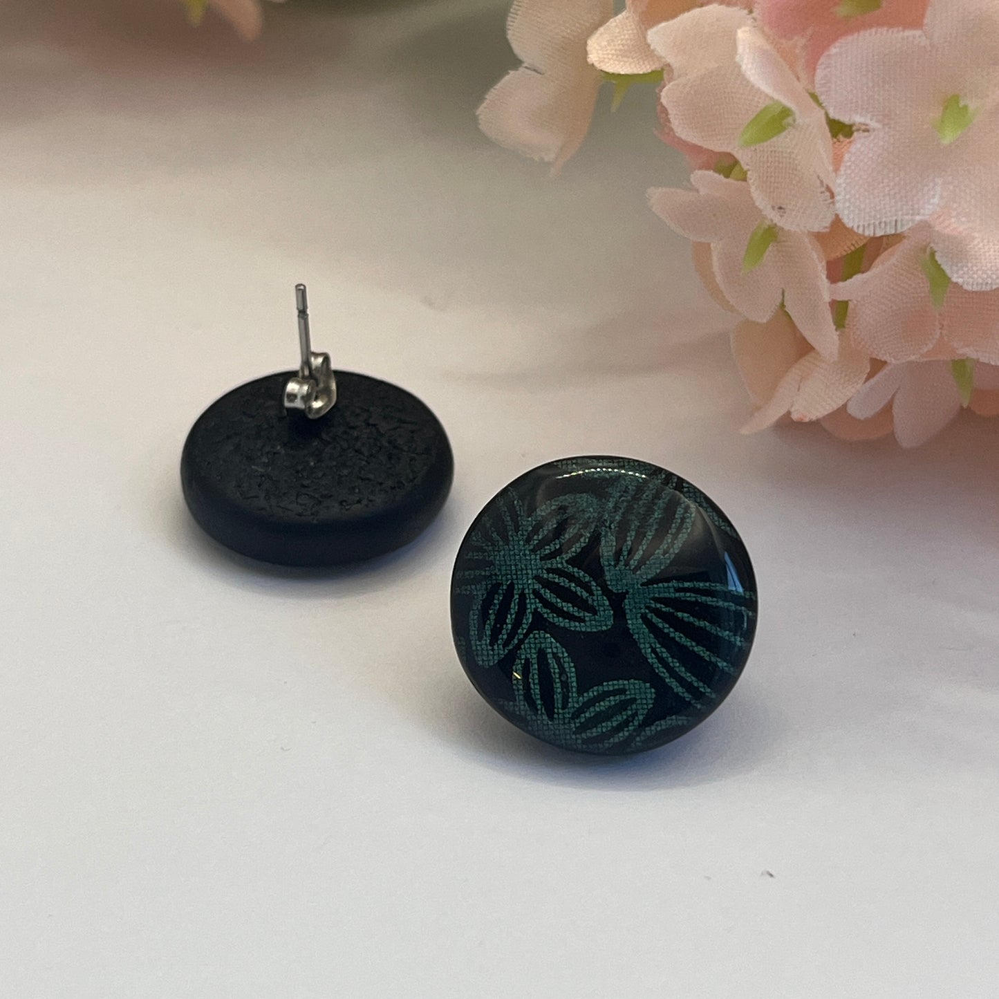 Polymer Clay Dark Leaf