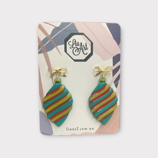 Christmas Ornament Green & Gold Dangle