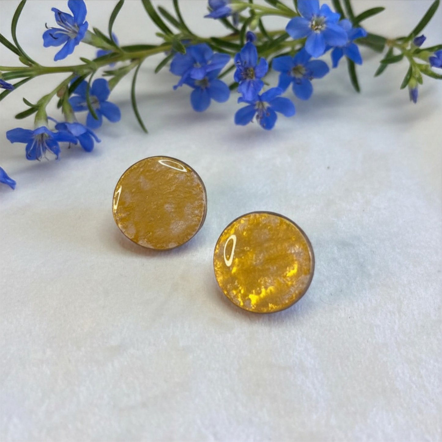 Earth & Gold Stud Set