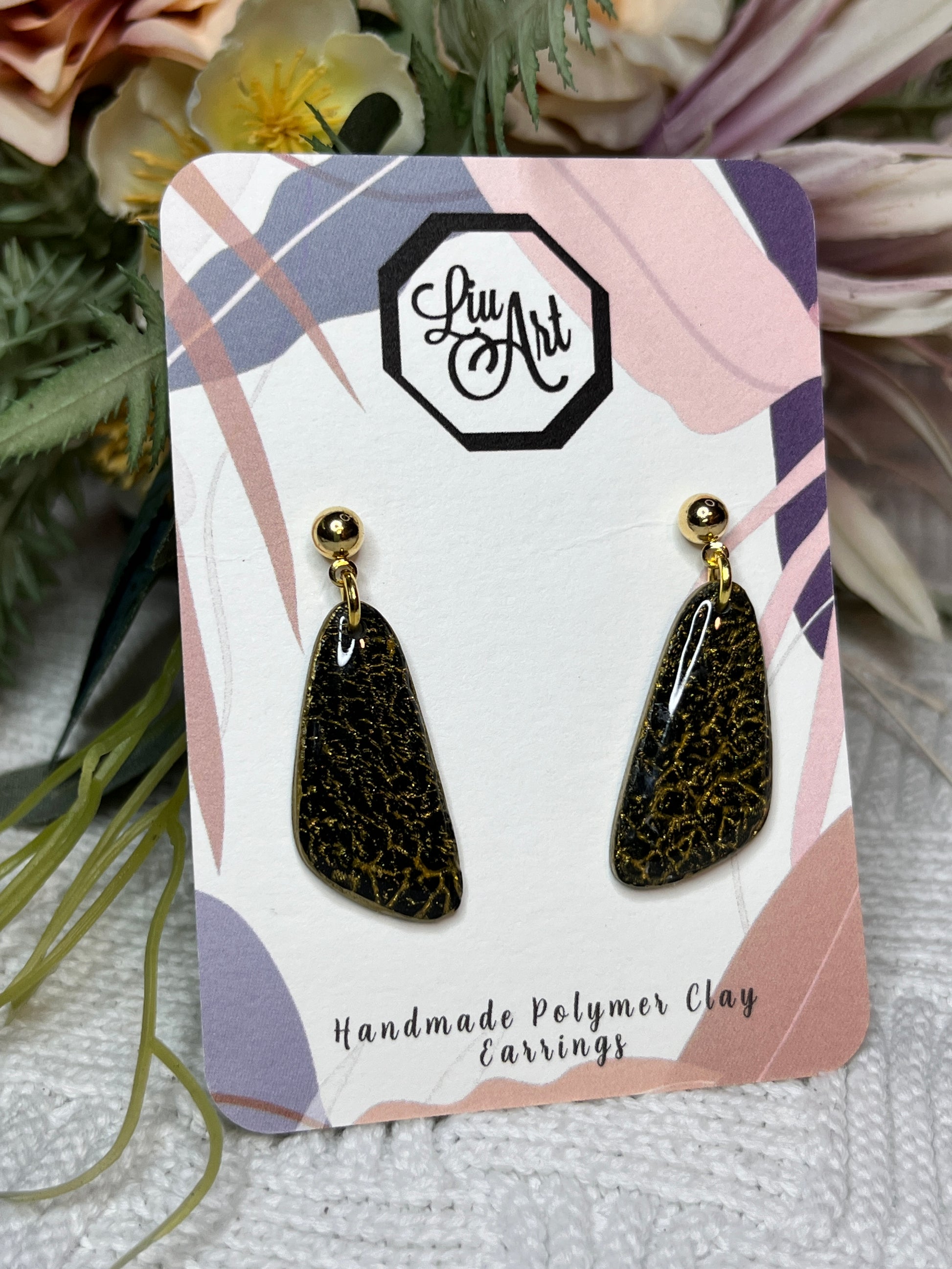 polymer-clay-earrings-black-pers_ective-view